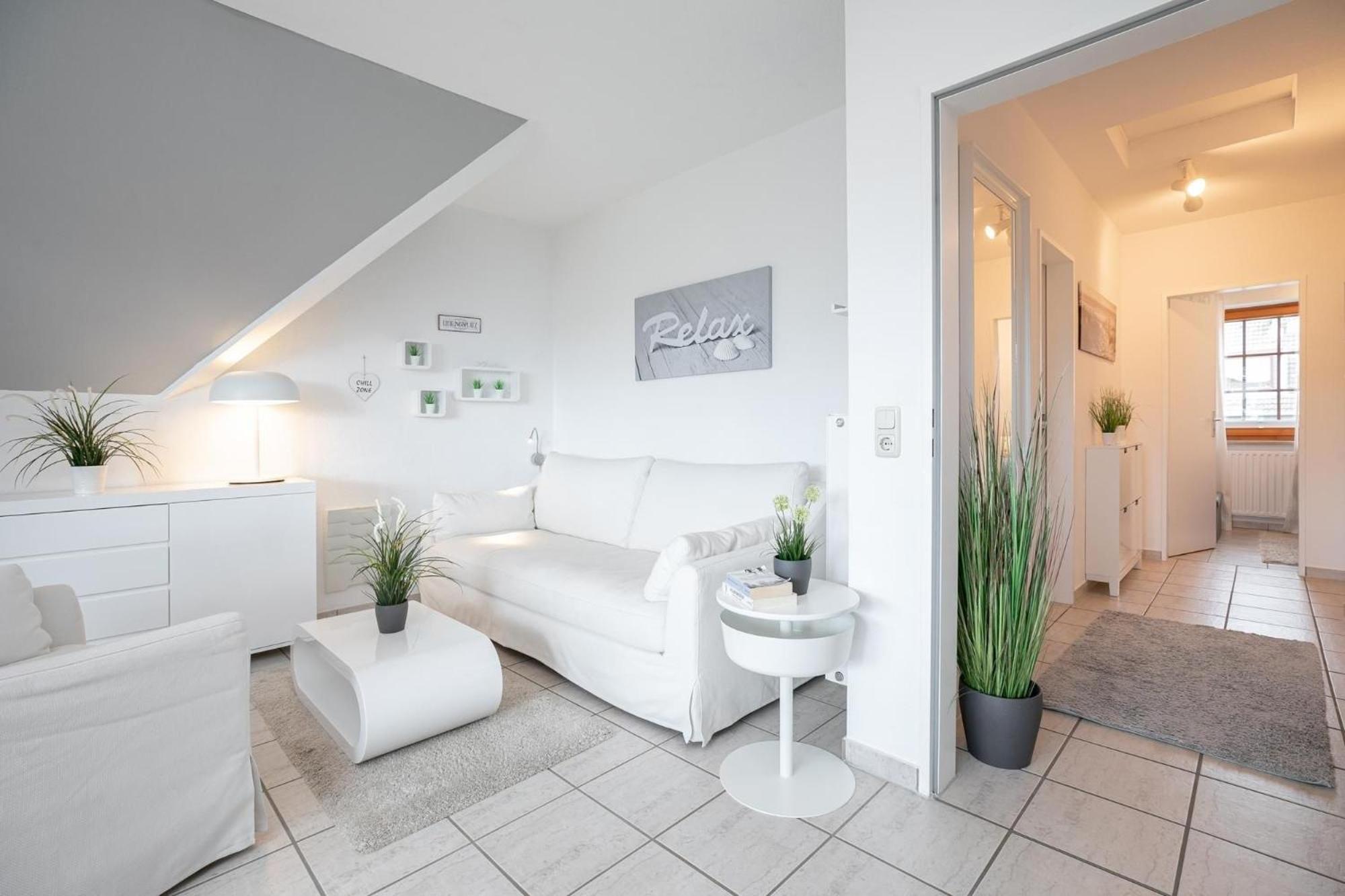 White Lounge Apartment Шарбойтц Екстериор снимка